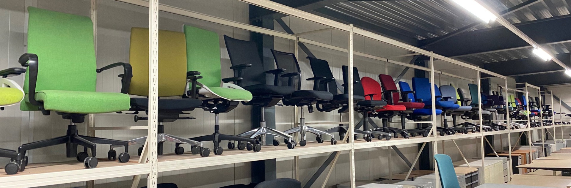 Diverse modellen gebruikte bureaustoelen bij Officetopper
