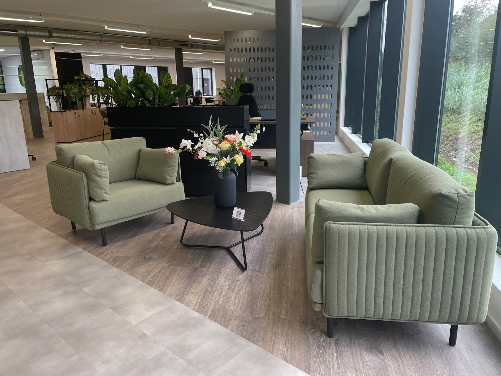 Soft seating in onze showroom