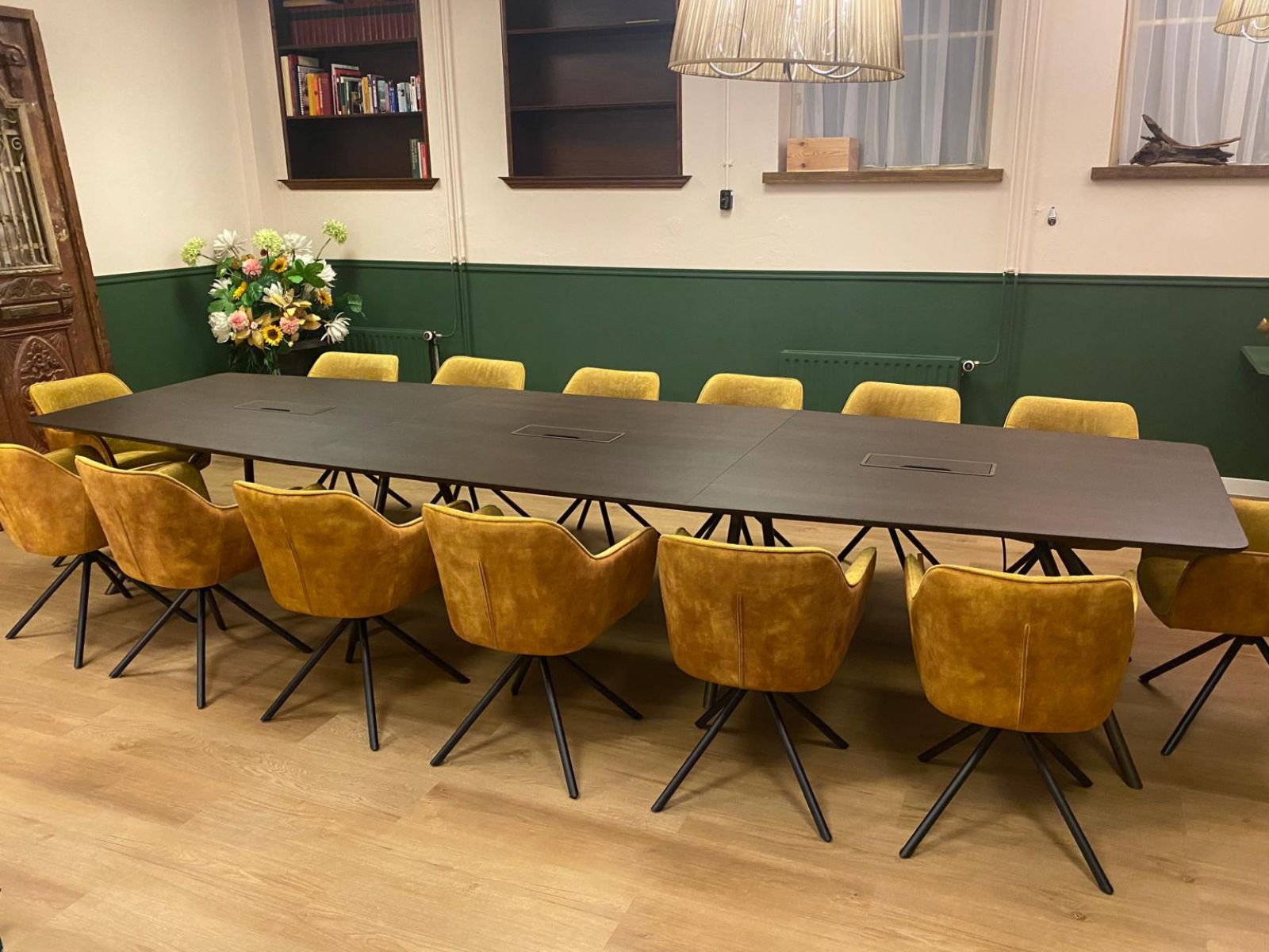 Vergadertafel Arqus van Narbutas