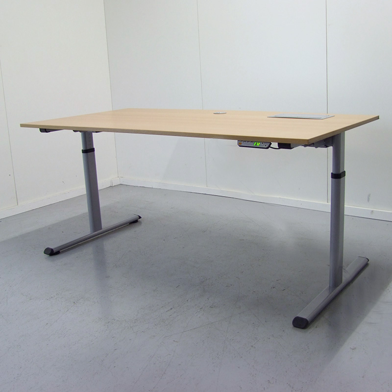 Gebruikt elektrisch verstelbaar bureau Drentea